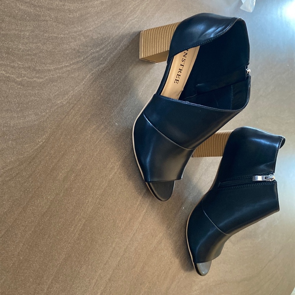 Cosypairs open toe ankle boot